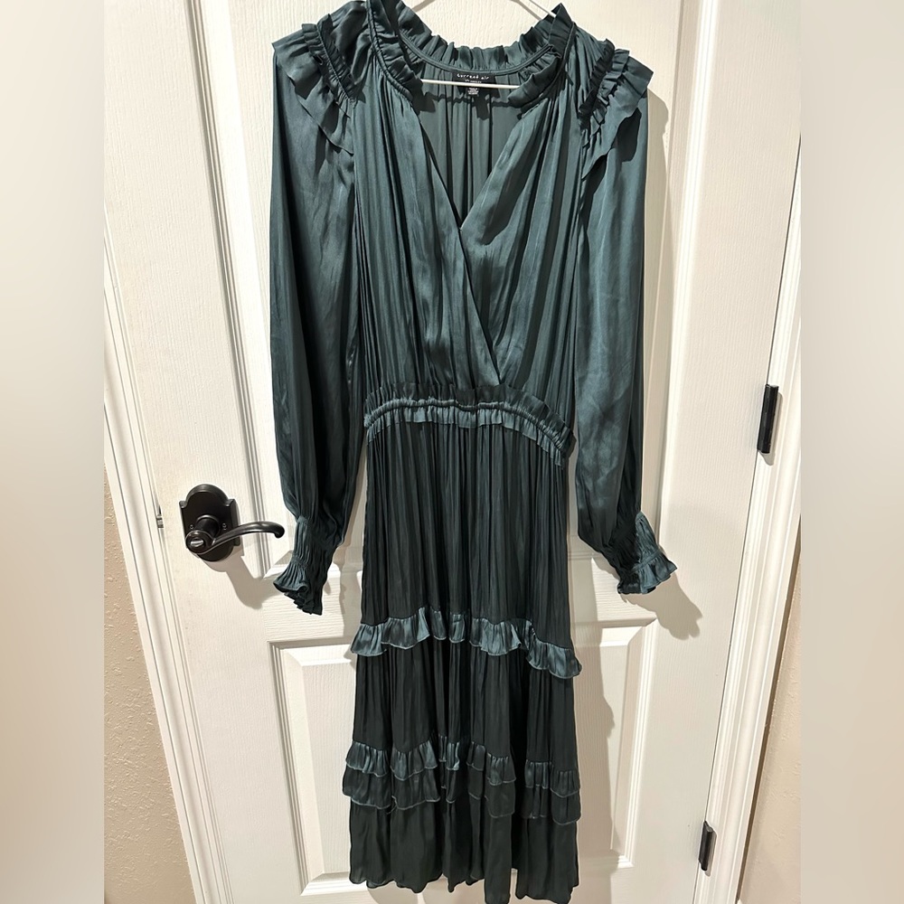 Anthropologie Current Air Emerald Green Surplice Ruffled Tiered Midi Dress